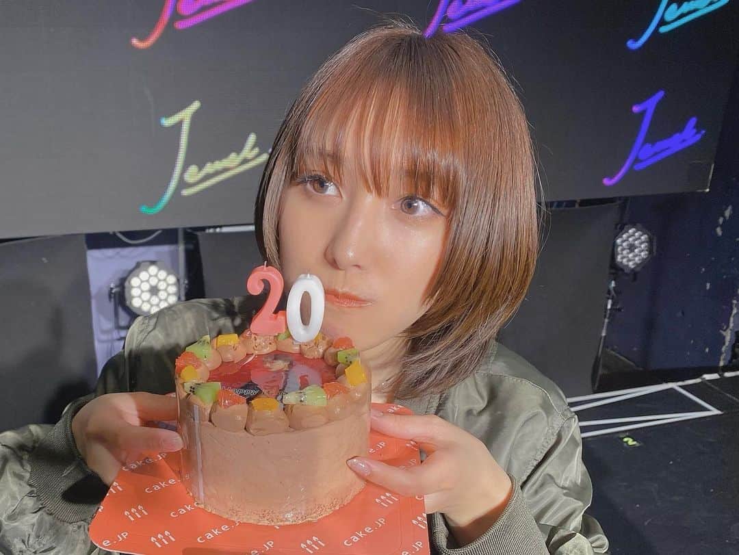 amiのインスタグラム