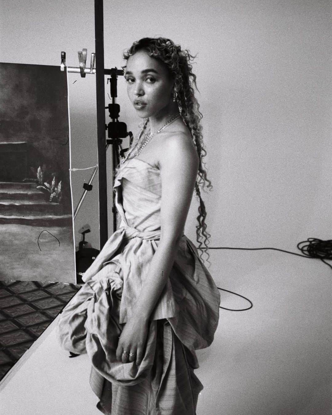 FKAツイッグスさんのインスタグラム写真 - (FKAツイッグスInstagram)「oh baby  photo @matthew_josephs」3月10日 4時23分 - fkatwigs