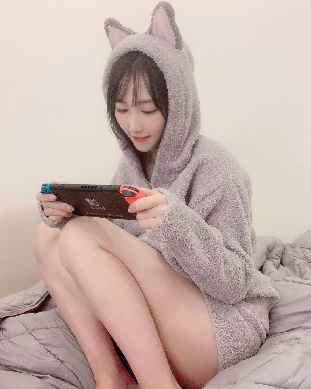 のインスタグラム：「おはよう ゲームして漫画読む時間さいこう  #1日1川瀬」