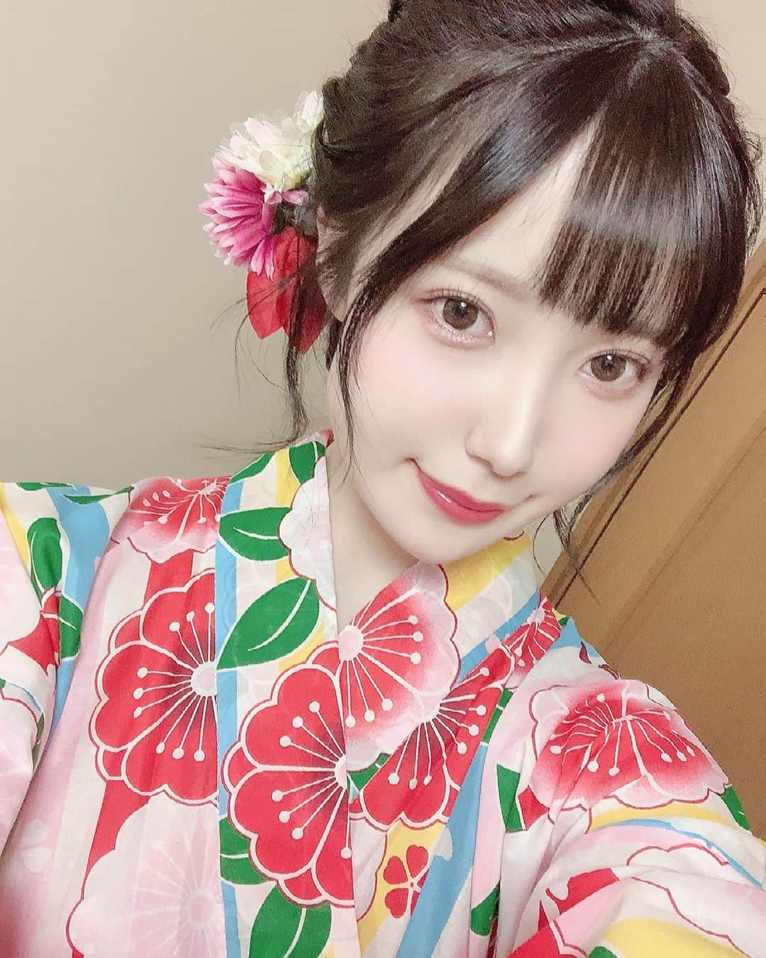 朝田ひまりのインスタグラム：「撮影の時に着た浴衣ですᐡ•͈ ·̭ •͈ᐡ💞 . . #AV女優#SODstar#浴衣#雰囲気好きな人いいね#1mmでもいいなと思ったらいいね」