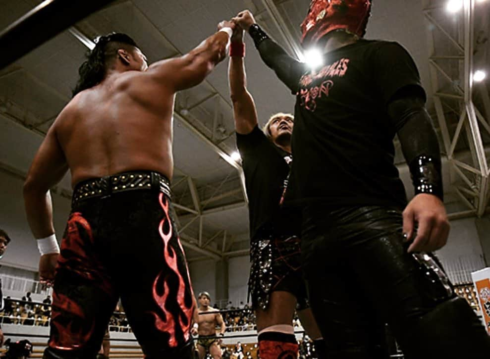 鷹木信悟さんのインスタグラム写真 - (鷹木信悟Instagram)「3.9岡山...👊 #LOSINGOBERNABLESdeJAPON #njpw #prowrestling」3月10日 14時43分 - takagi__shingo