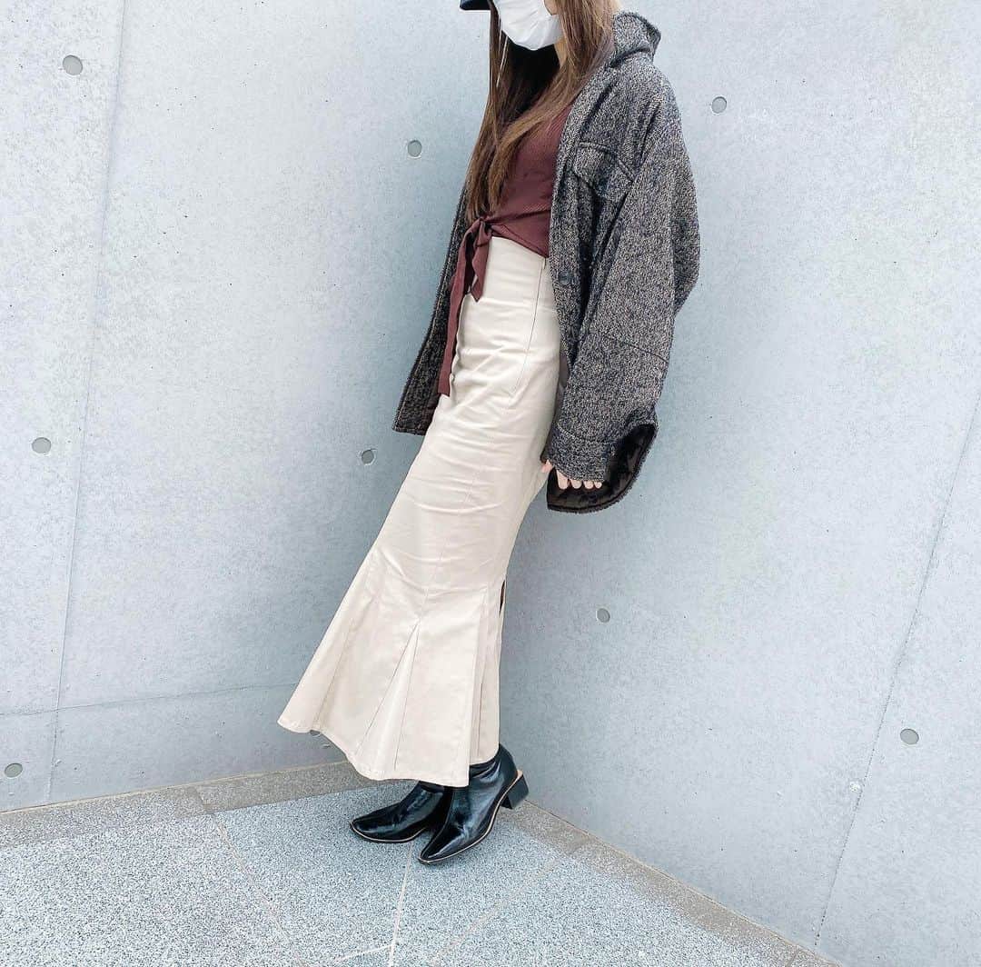 梅澤美波さんのインスタグラム写真 - (梅澤美波Instagram)「_  とある日の 私服です。 春に向けてアウター探し中です。🧥」3月10日 21時14分 - ume_minami.official