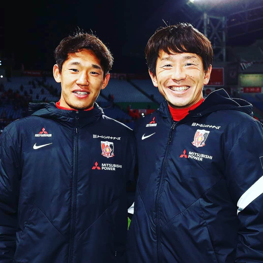 浦和レッドダイヤモンズさんのインスタグラム写真 - (浦和レッドダイヤモンズInstagram)「3.10 vs 横浜FC “Brothers”  #宇賀神友弥 #明本考浩 #ONEHEARTTOGETHER #urawareds #浦和レッズ #wearereds」3月10日 22時22分 - urawaredsofficial