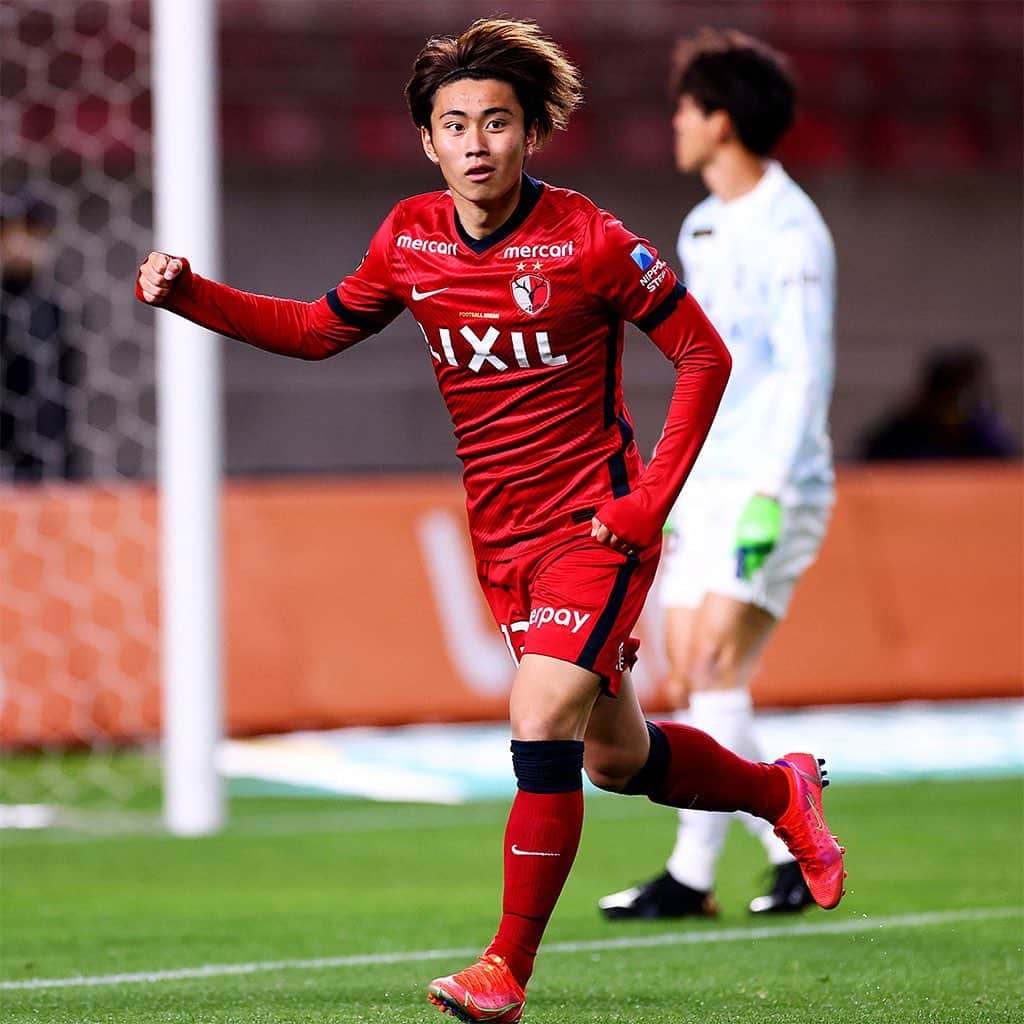 のインスタグラム：「本日の湘南戦は、荒木選手の2ゴール、町田選手のゴールで3-1と勝利しました！  The Sky is the Limit.  #鹿島アントラーズ #kashimaantlers #Ｊリーグ #jleague #荒木遼太郎 #カシマスタジアム」