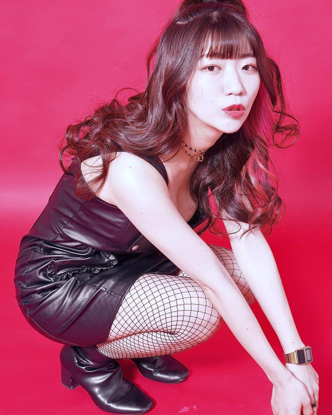 ぱいぱいでか美のインスタグラム：「イェーーーーーーーー！！！！！！！！ . 本日情報解禁になりました！ ぱいぱいでか美の新曲『イェーーーーーーーー！！！！！！！！』 3/24配信リリース✨です！ 作詞曲：でか美、編曲はONIGAWARAさんです！ 今夜の60TRY部で配信に先駆けて宇宙最速初O.A(しかもフルコーラス)させてもらいました🙏🏻 ぜひタイムフリーとか使って聴いてね🖤💖 また配信日になったらお知らせします！ . #ぱいぱいでか美 #でか美ちゃん #try1422 #ONIGAWARA」