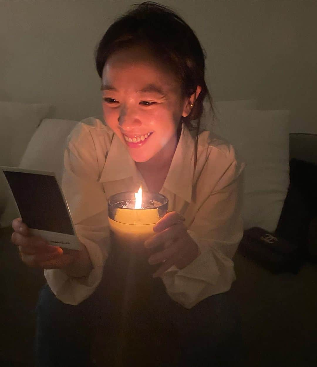 ハン・ヒョジュさんのインスタグラム写真 - (ハン・ヒョジュInstagram)「🤍」3月11日 1時28分 - hanhyojoo222