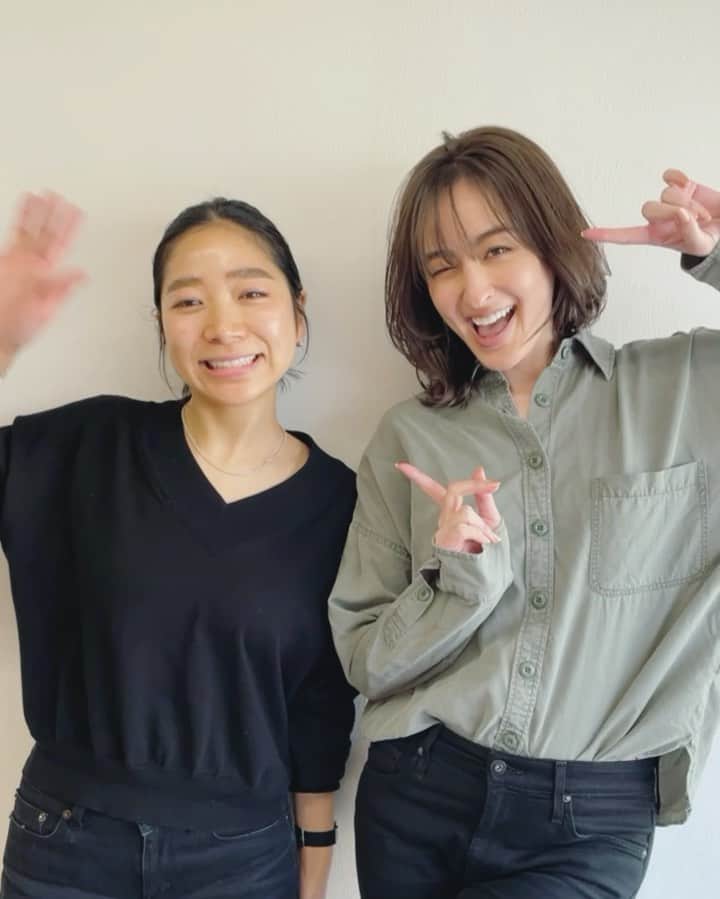 オードリー亜谷香のインスタグラム：「The one and only @six_asakawa 🤍💇🏻‍♀️ @six.salon」