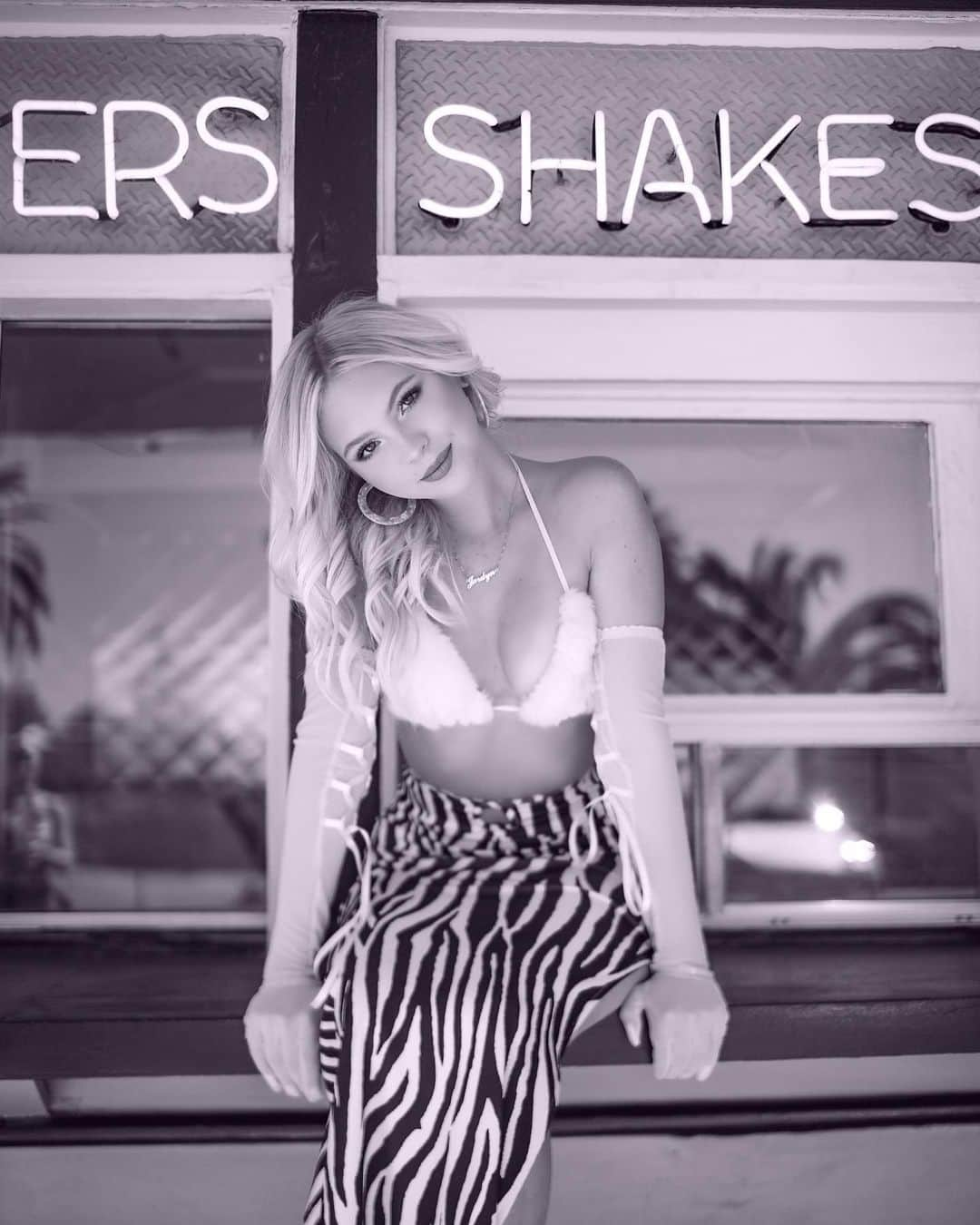 ジョーディン・ジョーンズさんのインスタグラム写真 - (ジョーディン・ジョーンズInstagram)「order up 🍟」3月11日 14時24分 - jordynjones