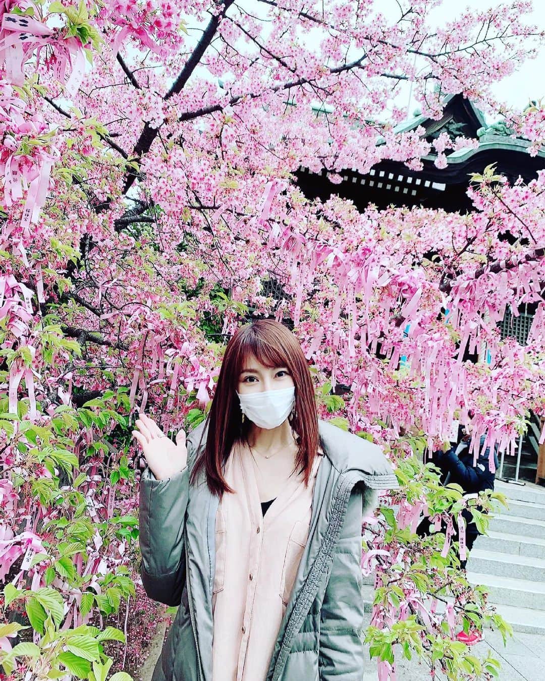 中川祐子さんのインスタグラム写真 - (中川祐子Instagram)「3.11 . 色んなことがあった10年 色んなことが変わった10年 . 側にある どんな小さな幸せにも 毎日が感謝です。 . 桜が各地で咲きはじめています🌸 春はすぐそこ！ . #桜 #春はすぐそこ  #毎日幸せをありがとう」3月11日 15時07分 - nakagawa.yuko