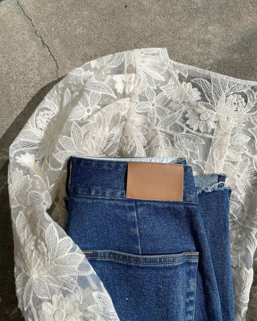 Mysticさんのインスタグラム写真 Mysticinstagram Weekly Item パワショルオーガンジーブラウス Ivory Bei Black 6 490 Tax In パワショルオーガンジーブラウス Mystic ミスティック Mystic 21ss Mystic Mystyle カジュアルコーデ 大人