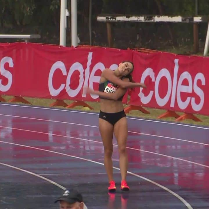 Angeline BLACKBURNのインスタグラム：「The build up 🙃  📸 Media credit @athleticsaustralia #track #trackandfield #athletics #running #sprinting #sport #canberra #nervous」