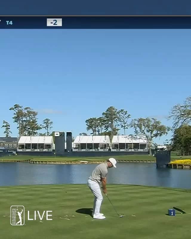 ポール・ケーシーのインスタグラム：「Whoops. 🤦🏻‍♂️⛳️💦💦 . . @theplayerschamp  #Repost @pgatour ・・・ T4 before the 17th. T54 after the 17th.」