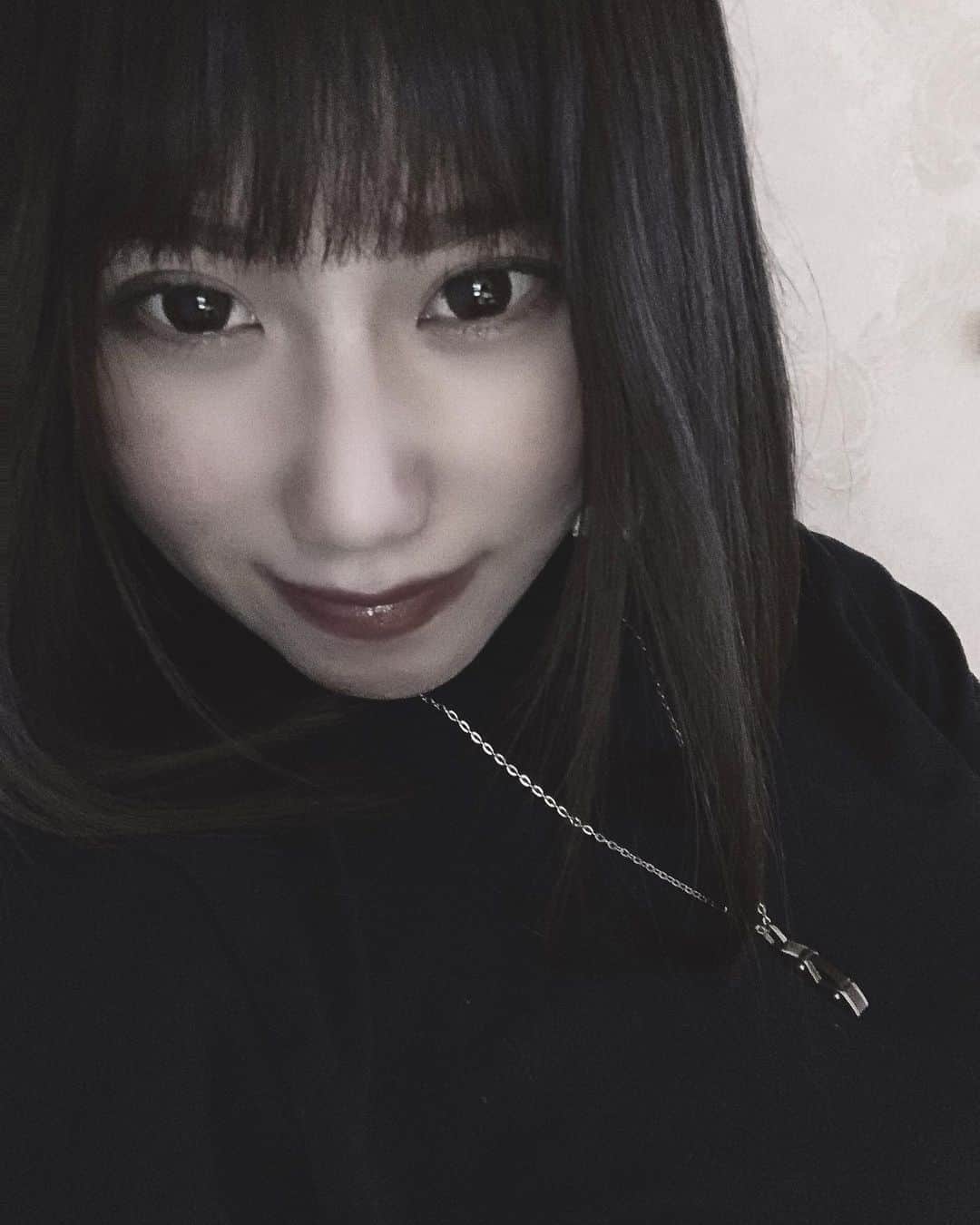 石田優美さんのインスタグラム写真 - (石田優美Instagram)「🖤🖤」3月12日 0時17分 - yu_mi_1012
