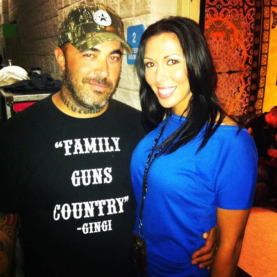 レイチェル・スターのインスタグラム：「That exciting moment when you get to see @aaronlewismusic perform @billybobstexas tomorrow」