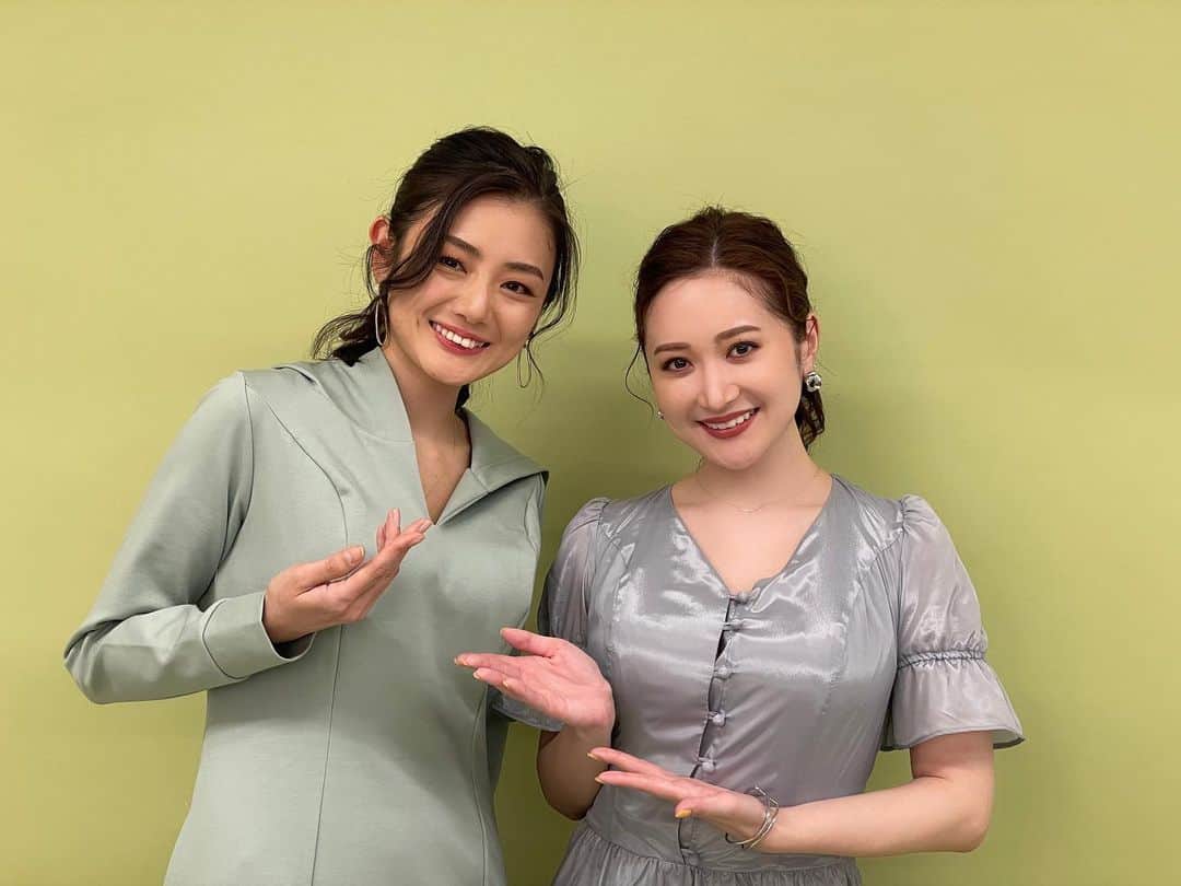 片山萌美のインスタグラム：「ハートクローゼットさんの撮影で 出会えたゆめさん（@yume_hazuki） 真っ白でプリンセスのようだけど 芯のまっすぐな素敵な方です🤍 ハトクロさんのお洋服を着て撮影しながら 葉月ゆめさんにもお会いでき 感謝感謝です🙏🍀  #葉月ゆめ　さん #moemikatayama  #ハートクローゼット　 @heartcloset_official」