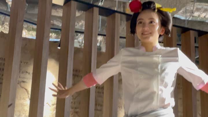江戸モアゼル〜令和で恋、いたしんす。〜【公式】のインスタグラム：「#吉谷彩子 さん 秋山社長を見て…  －－－－－－－－－－ #江戸モアゼル #粋キュン  #岡田結実 #葉山奨之 #吉谷彩子  #山口まゆ #一ノ瀬颯  #前田公輝 #田中直樹( #ココリコ)」