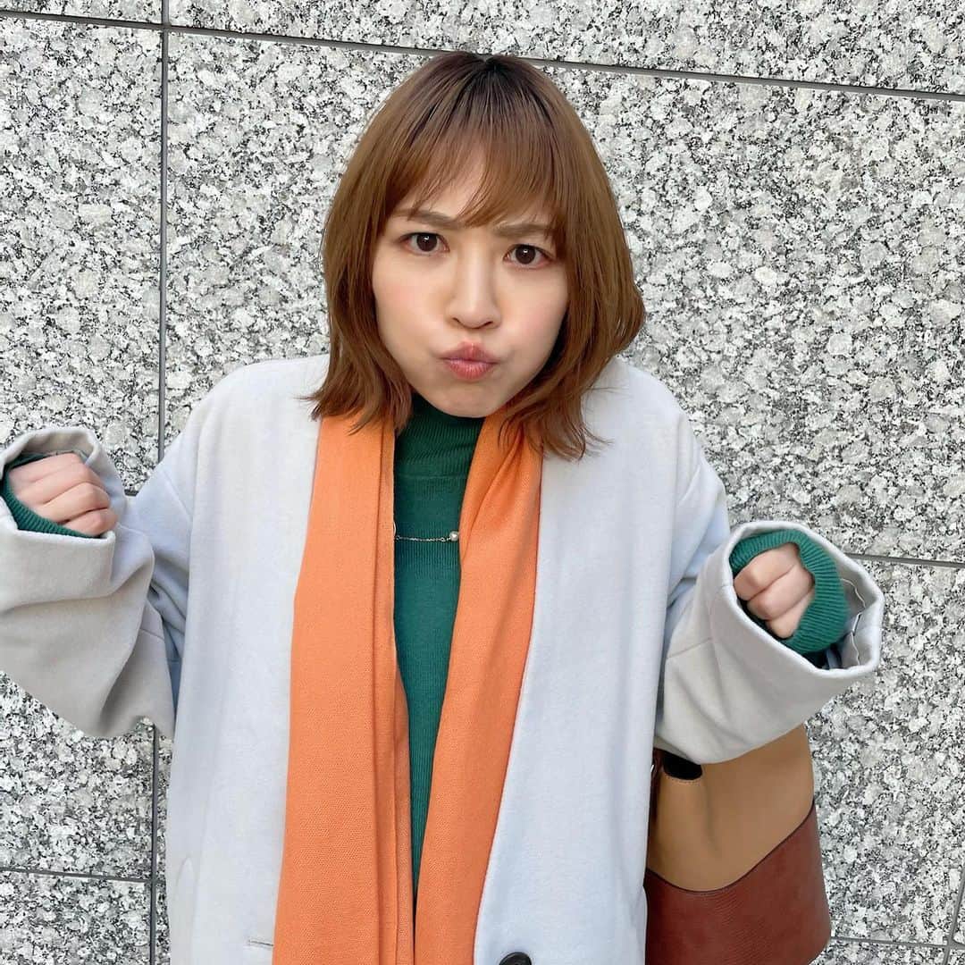江戸モアゼル〜令和で恋、いたしんす。〜【公式】のインスタグラム：「なぜか怒っている泉美さん（#吉谷彩子 ）  #度々このポーズを #聞いたところ #ペットに怒るときのポーズ －－－－－－－－－－ #江戸モアゼル #粋キュン  #岡田結実 #葉山奨之 #吉谷彩子  #山口まゆ #一ノ瀬颯  #前田公輝 #田中直樹( #ココリコ)」