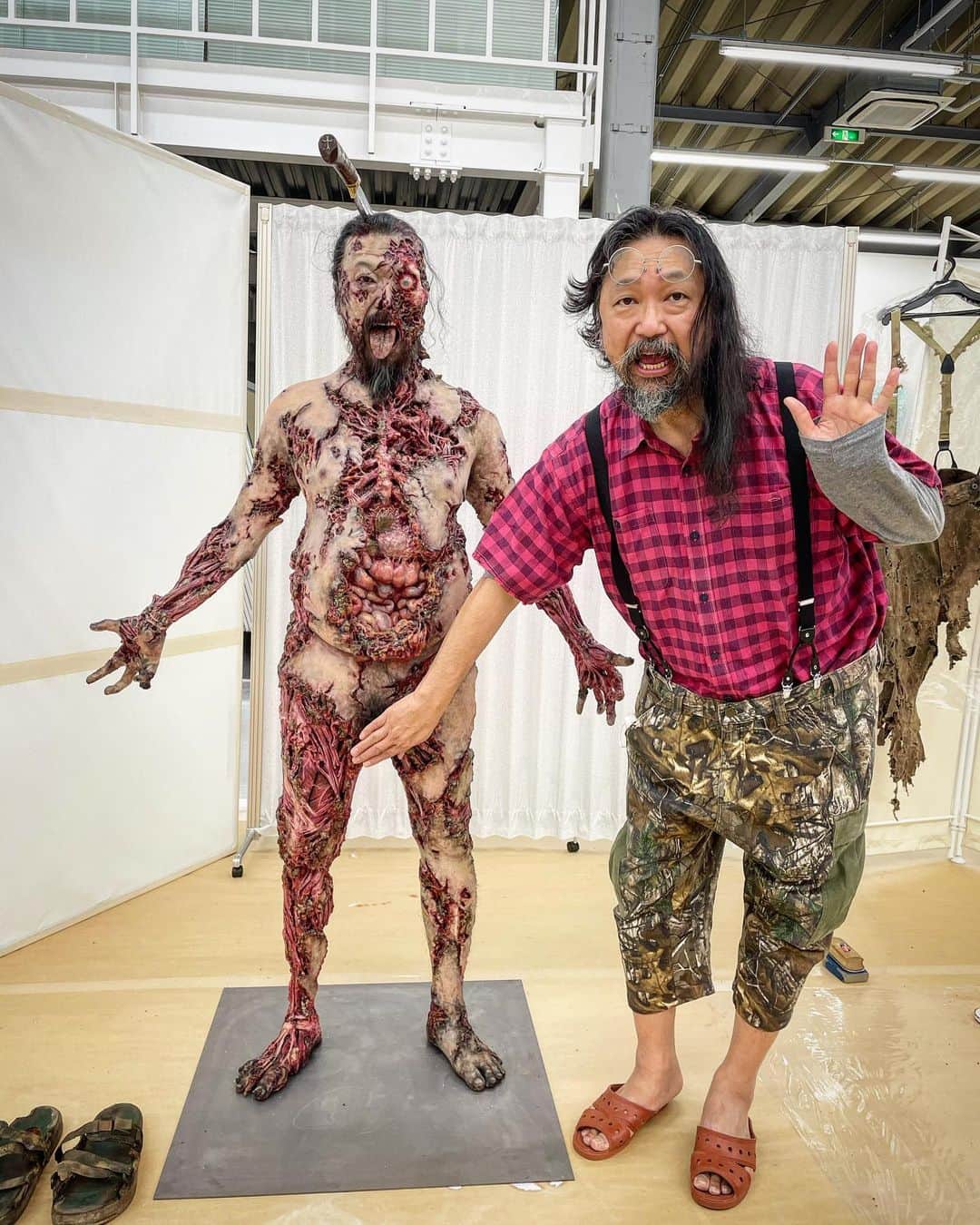 村上隆さんのインスタグラム写真 - (村上隆Instagram)「I will have a Curation show at @kaikaikikigallery next week, same time Tokyo ART FAIR March 18. At this time first presentation my Zombie work. If you have a time please see that.」3月12日 17時25分 - takashipom