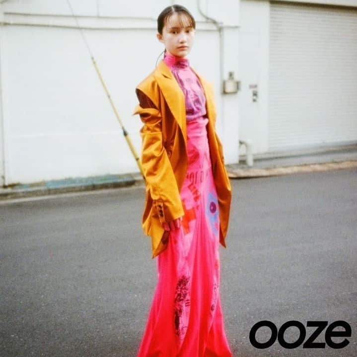 山口らいらさんのインスタグラム写真 - (山口らいらInstagram)「◆ooze◆  ooze magazineの 新連載「New ME」に登場しています。  タグ付けからご覧いただけます。  普段の表情とは180度ちがう 山口らいらを是非ご覧ください。  ◆New ME◆ model : @lespros_raira photography :@yutakawanishi1989 styling : @yuji_yasumoto hair&makeup : @conomii Brand @mikageshin_official  @keisuke_dayoshi direction:@ooze_gram  #ooze #oozemagazine #newme #rairayamaguchi #raira #lesprosentertainment」3月12日 12時09分 - lespros_raira