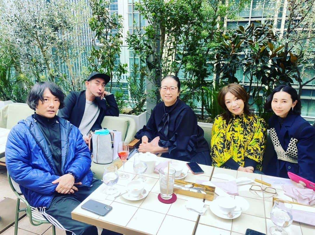 田中杏子さんのインスタグラム写真 - (田中杏子Instagram)「本日は、clubhouseで盛り上がったメンバーが集い、 @theuppertokyo  にて オフ会ランチ。 ふむふむ。いろいろ勉強なるなぁ🙏❣️  #akotanaka #clubhouse #clubhouseオフ会 #theuppertokyo」3月12日 14時36分 - akoakotanaka