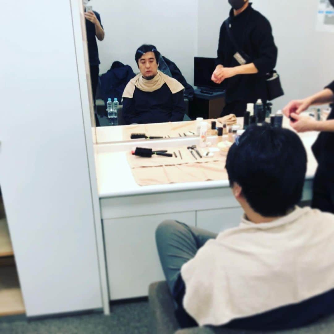 佐久間宣行のインスタグラム：「ラジオ聞いてる人しかわからないシリーズ  ニッポン放送からの絶対命令  #佐久間宣行ann0 #撮ったのはニヤニヤ笑ってる福田」