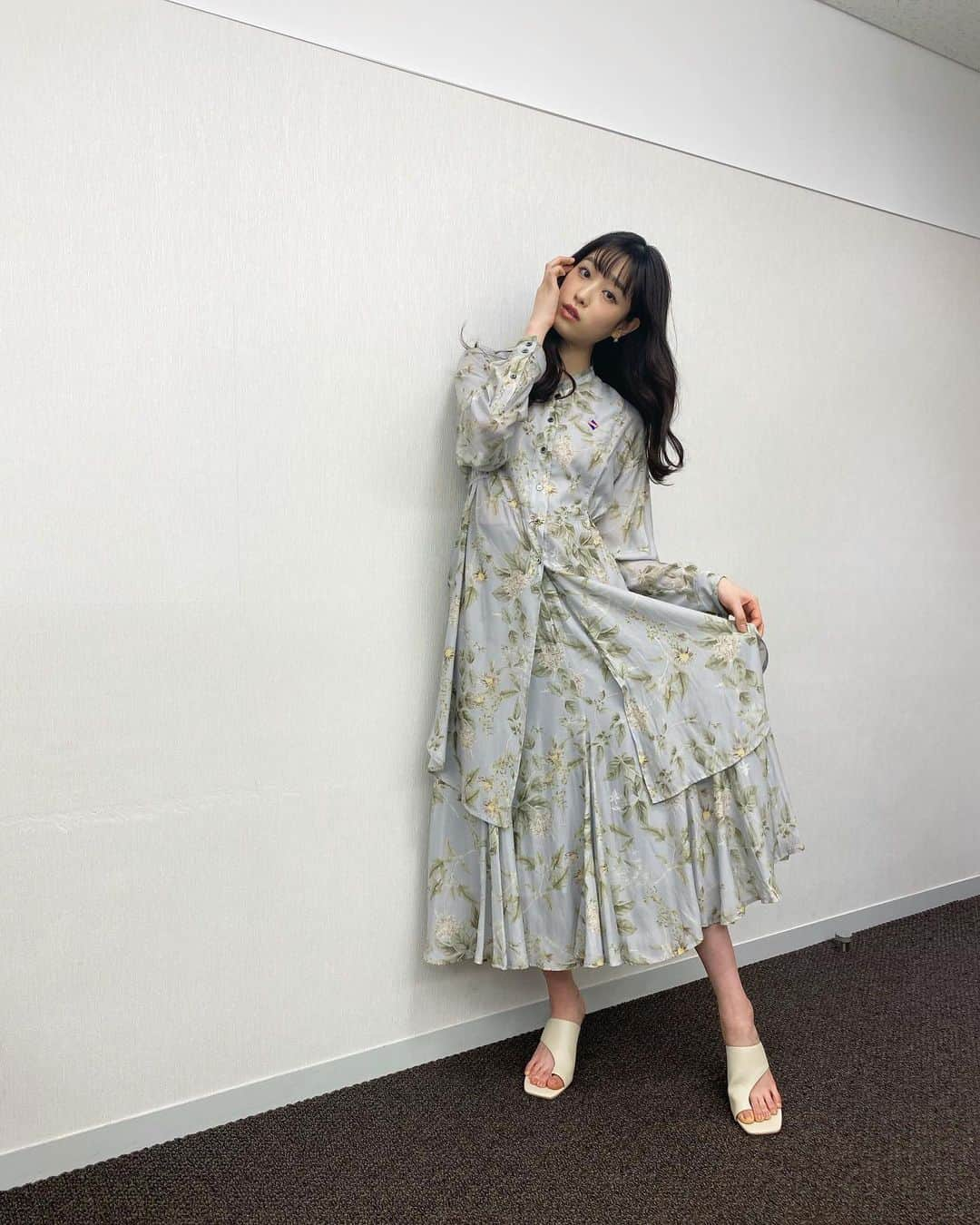 髙橋ひかるさんのインスタグラム写真 - (髙橋ひかるInstagram)「手動👗ひらり」3月13日 2時51分 - hikaru_takahashi_official