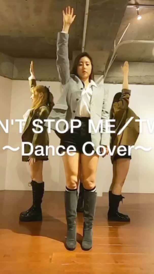 のインスタグラム：「* * * * * TWICE大好きー🥰 * * * * * #twice #once #twice好きな人と繋がりたい #twicedance #dance #kpop #kpopdance #kpopcover #coverdance #ダンス #ダンス動画 #踊ってみた #歌舞伎町 #キャバ嬢 #キャバクラ #ブーツ #ジャケット #icantstopme #twicecover #japanesegirl #kawaiigirl」
