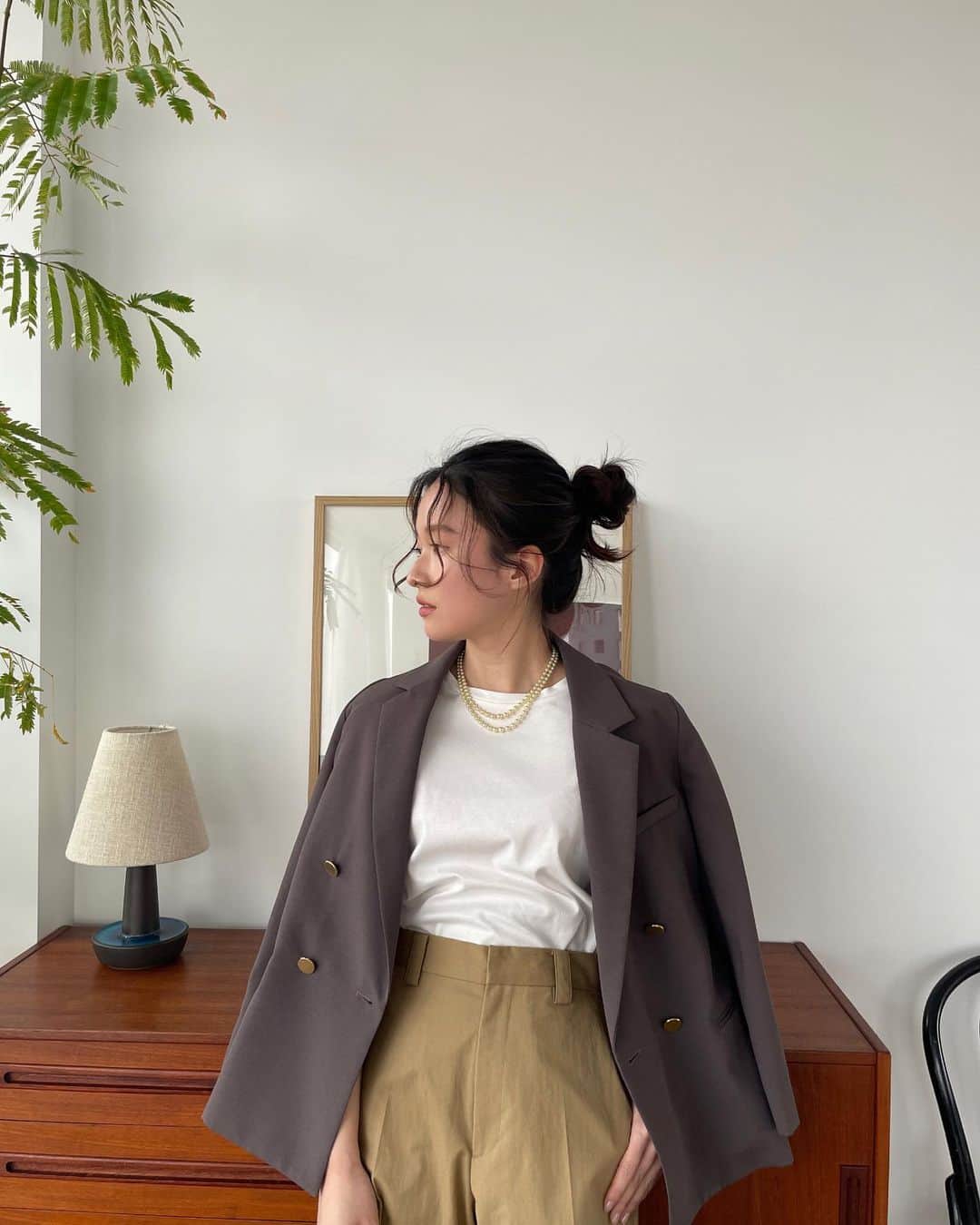 吉竹美聡のインスタグラム：「今日のオフショット🤎 これから完成したお洋服たちを Instagramに載せていきます🤎  #stylevoiceforxxx @stylevoice_official」