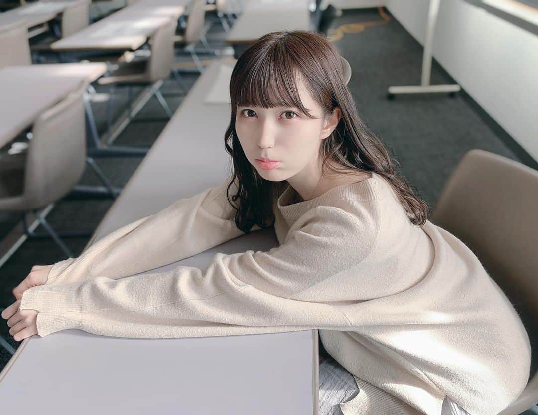 藤宮もなのインスタグラム：「お疲れ様ですꪔ̤̥  今日は久しぶりに学校へ」