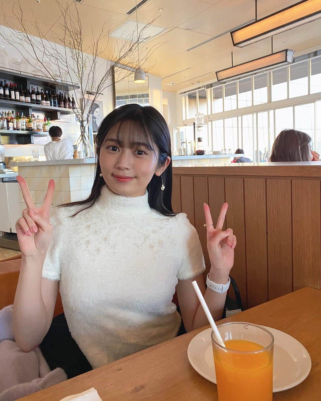 浅野杏奈さんのインスタグラム写真 - (浅野杏奈Instagram)「🦀﻿ ﻿ ﻿ #ポートレート #fashion #followme  #ootd  #coordinate #コーデ #时装 #style」3月12日 21時59分 - this.is.anna_box