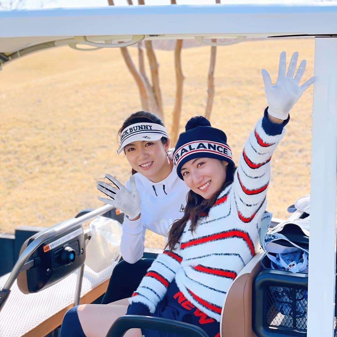 紗綾さんのインスタグラム写真 - (紗綾Instagram)「たんちゃん @yukitannowa とゴルフ🌼 @newbalancegolf_japan の ウェアめっちゃ可愛い🧡 マジでタイプや😎 昨シーズンウェアだけど、今シーズンもかなり可愛いからこれから着るの楽しみ👚💕 暖かくなって来たからいっぱいゴルフ行きたいなぁ⛳️」3月12日 22時59分 - saaya_official_