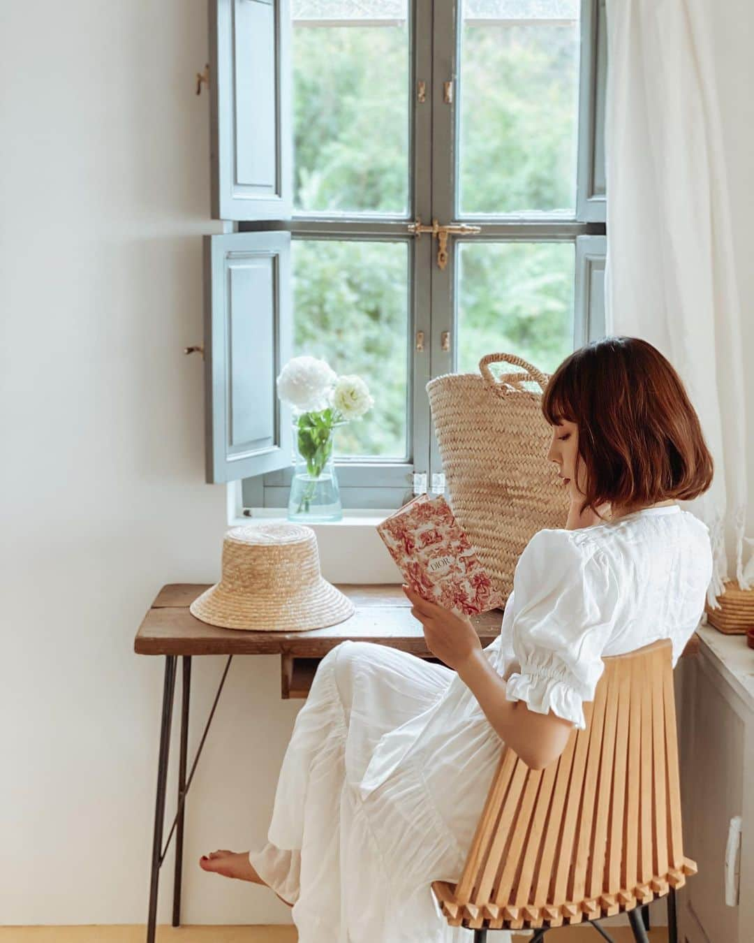 青田夏奈さんのインスタグラム写真 - (青田夏奈Instagram)「﻿ 🇫🇷・.𓂃𝐹𝑟𝑒𝑛𝑐ℎ 𝑐ℎ𝑖𝑐𓂃.・🕊﻿ ﻿ ﻿ モロッコをテーマに作り上げられたホテルなのに﻿ どこか大好きだった南フランスを思い出した﻿ 沖縄の"リヤドランプ"﻿ ﻿ 場所によっては2020夏に行く気マンマンだった﻿ 南イタリアに見えたり🇮🇹﻿ 未だキャンセルできずホテルの変更で粘ってる﻿ アブダビに見える時もあったり…🐪﻿ ﻿ その人の感性や切り取りでいくつもの国にtripできる﻿ 日本じゃない感がある場所♥︎﻿ ﻿ もっと海外っぽさ全開の写真も沢山あるので﻿ そのうちあげます是非とも見て下さい🤤笑﻿ ﻿ ﻿ ﻿ 　﻿ ﻿ ⚑  𝑅𝑖𝑎𝑑 𝐿𝑎𝑚𝑝 ﻿ ￣￣￣￣￣￣￣￣￣￣￣￣￣￣￣￣￣﻿ ☑︎ @riadlamp﻿ ☑︎ 沖縄県南城市(空港から1時間弱)﻿ 🕒 checkin 15:00 / checkout 11:00﻿ 🗝 Queen room﻿ ﻿ ﻿ ﻿ ﻿ #riadlamp」3月12日 23時03分 - kana_aota