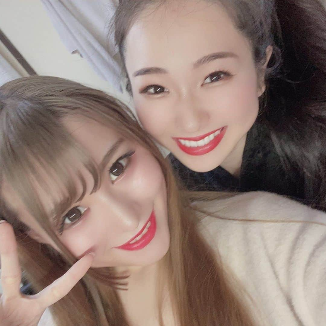 熊野あゆ（澄川鮎）さんのインスタグラム写真 - (熊野あゆ（澄川鮎）Instagram)「. . おはよーございます💛 . 今日は川崎ロック座でみおり舞姐さんの5周年イベントです❤️🔥 . 雨すごいから気をつけて来てね☔️✨ . 楽しみましょ〜っ‼️ . . . #川崎　#ストリップ　#劇場　#南　#ラゾーナ川崎 #イベント　#お祝い　#5」3月13日 9時01分 - ayu_kumano