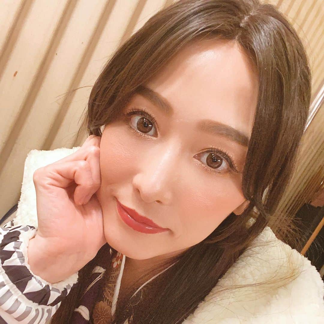 杏さゆりさんのインスタグラム写真 - (杏さゆりInstagram)「本日3日目✨ あいにくの雨やけど頑張って行くでーーー🥰 . 六本木俳優座にてお待ちしております🥰🥰🥰 . #淡海乃海 #杏さゆり　#SayuriAnzu」3月13日 10時13分 - anzu_sayuri_official