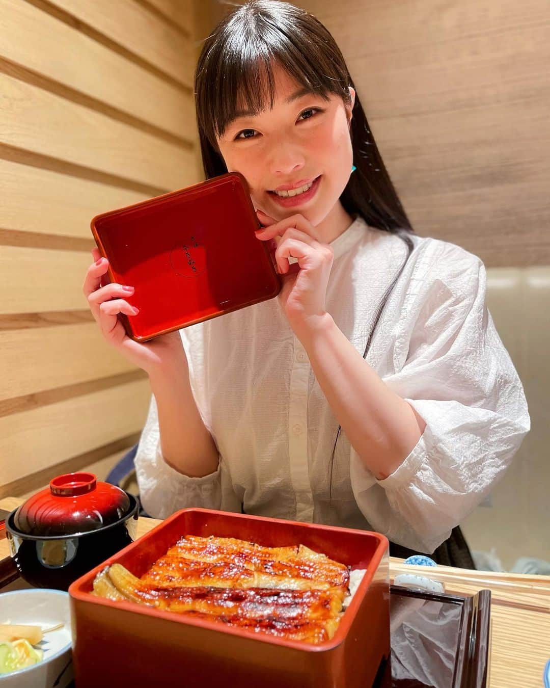 小田飛鳥のインスタグラム：「うなー！ #うなぎ #鰻 #鰻重」