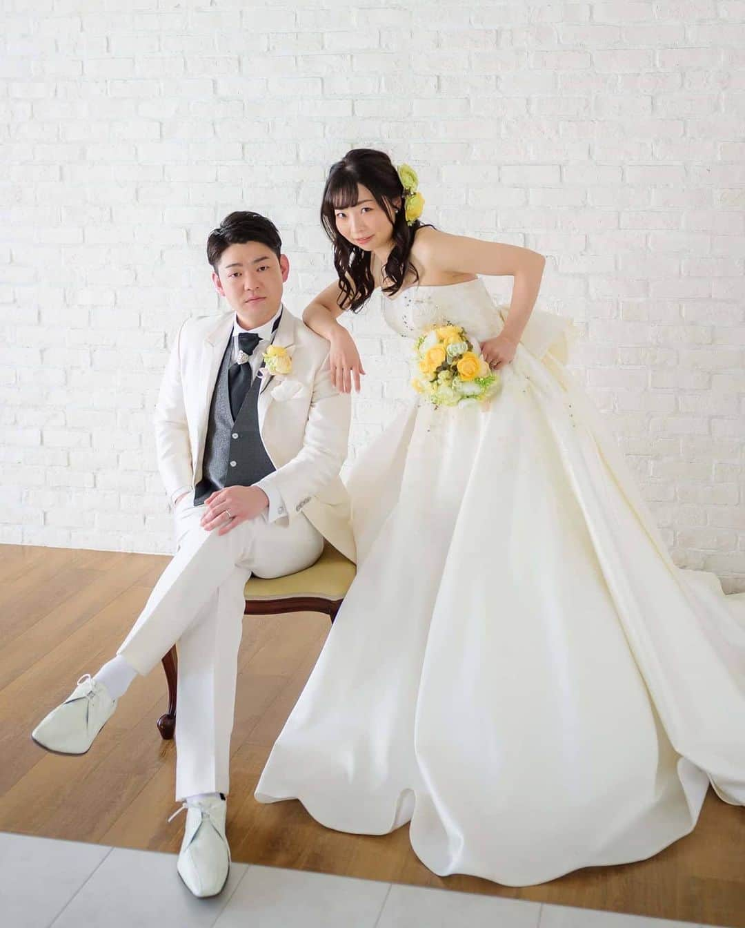 望月隆寛さんのインスタグラム写真 - (望月隆寛Instagram)「この度、石出奈々子さんと結婚しました。爆笑問題田中さんとキャイ〜ン天野さんに証人になっていただきました！ あさひが演じる癖のあるヒステリックな女性とは違った明るくて優しい、不思議ぃ〜な女性です！大きい声を出しても怒られない、笑いの絶えない温かい家庭を築いていけたらと思います！  #結婚　#ダニエルズ　#ダニエルズ望月　#石出奈々子　#末長く幸せになる　#天野ひろゆきルート930  #ニッポン放送　さんありがとう」3月13日 20時39分 - mochizuki.takahiro_1207