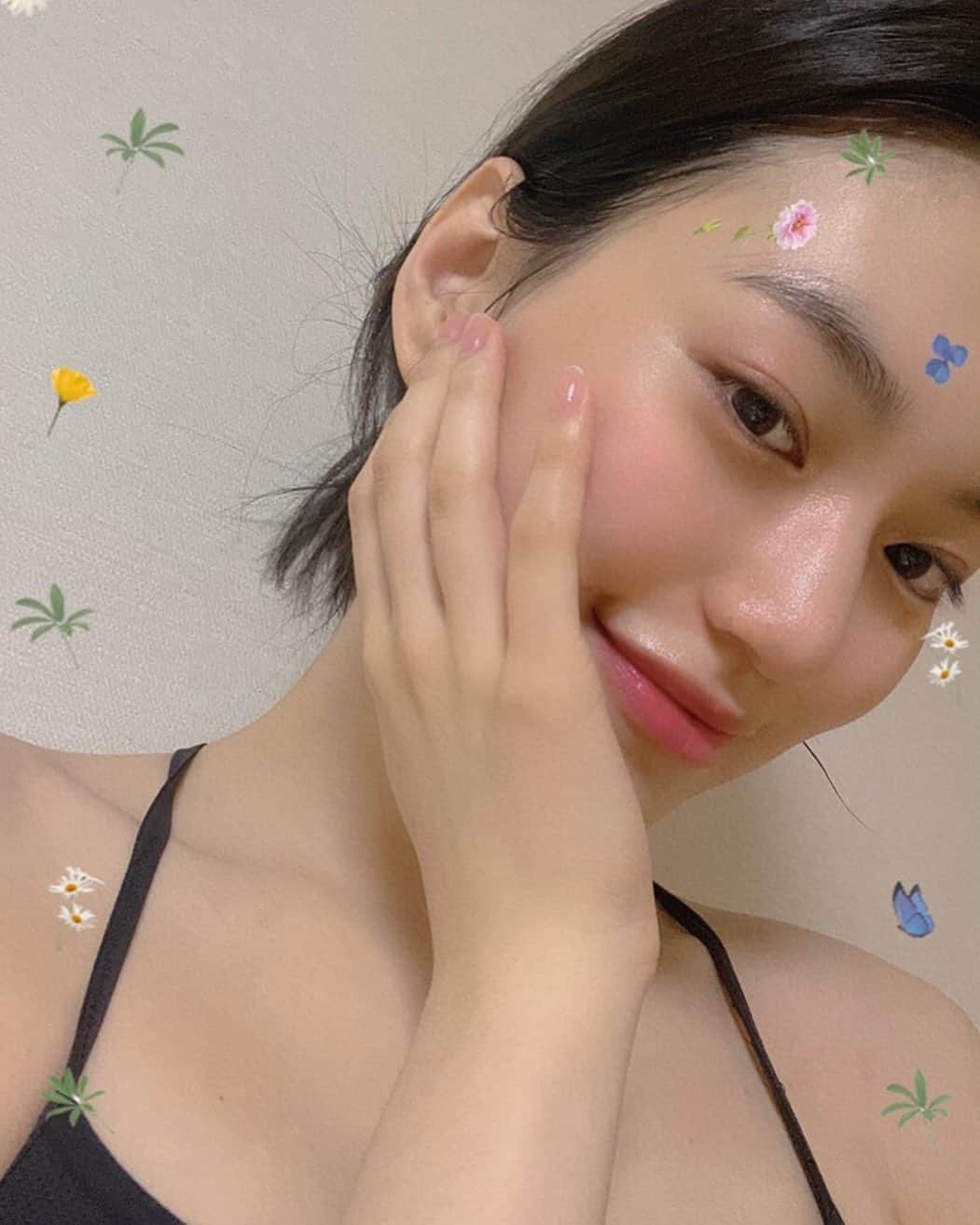 キム・ドヨンさんのインスタグラム写真 - (キム・ドヨンInstagram)「저번 썸네일! #오늘도고마워요 #즐거운하루보내기」3月13日 14時15分 - weme.doyeon