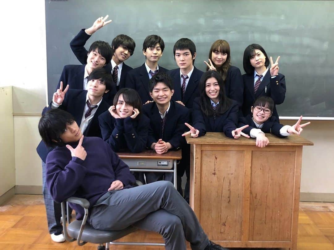 池田優斗さんのインスタグラム写真 - (池田優斗Instagram)「『#ここは今から倫理です。』  最終回ご覧頂きありがとうございました。 あっと言う間に放送が終了してしまいました。 僕は恭一になれていたでしょうか…？  倫理の授業を通して皆さんの心に響いて頂けてたら嬉しいです😌  撮影は本当に楽しくて、もう一つの学校に通っているかのようでした。共演者の方々と出会えた事、僕の宝物です😊  本当にありがとうございました！！！  #山田裕貴　さん#茅島みずき　さん #渡邉蒼　さん#池田朱那　さん #川野快晴　さん#浦上晟周　さん #吉柳咲良　さん#板垣李光人　さん #犬飼直紀　さん#杉田雷麟　さん #中田青渚　さん #谷口恭一　役　#池田優斗」3月14日 0時08分 - yutoikeda_official