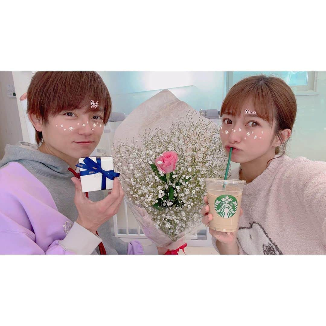 辻希美さんのインスタグラム写真 - (辻希美Instagram)「たぁくんから素敵過ぎるホワイトデーのお返し頂きました😍💕💕  嬉しすぎる❤️✨ ありがとう❤️✨✨」3月14日 15時43分 - tsujinozomi_official