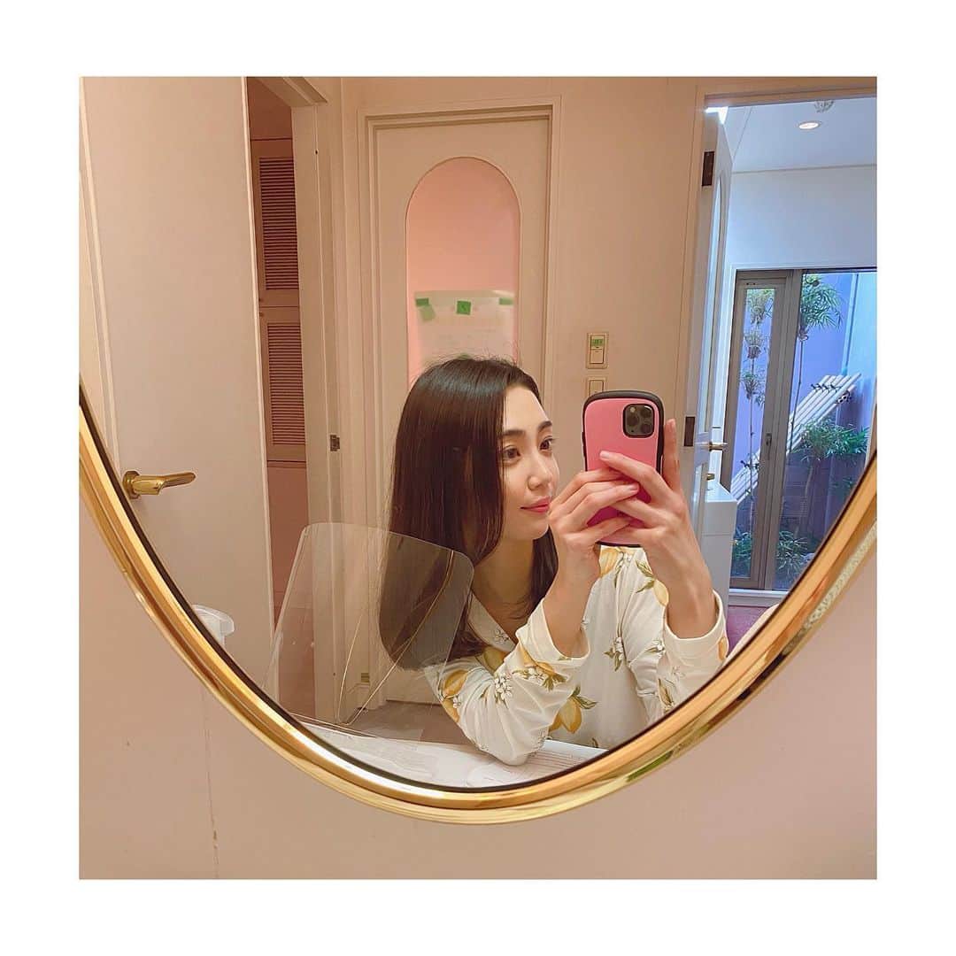山谷花純のインスタグラム：「本日19:30からインスタライブをします！久しぶりに一人でやるよ。是非遊びに来てくださいな＾＾」