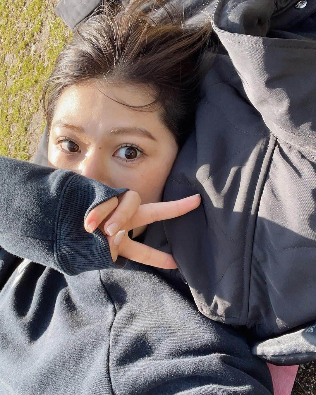 藤原菜摘のインスタグラム：「Sunday Morning🌞🧘‍♀️🥱✌️」