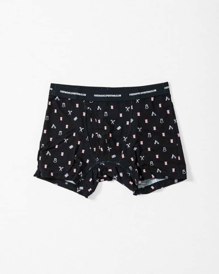 のインスタグラム：「FREEMANS SPORTING CLUB ﻿ 2021 SPRING / SUMMER  ﻿ ﻿ [FREEMANS SPORTING CLUB]﻿ FSC BOXER col : BARBER / TILE / SIGN size : M / L / XL Price : ¥3,080 (tax incl.)﻿  #freemanssportingclub﻿ #menswear﻿ #mensfashion﻿ #mensstyle﻿ #21ss ﻿ #lookcollection」
