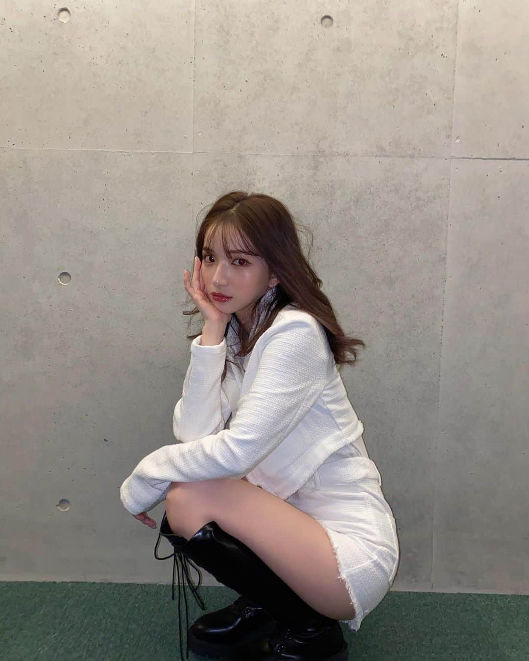 南りほのインスタグラム：「🕊📸」