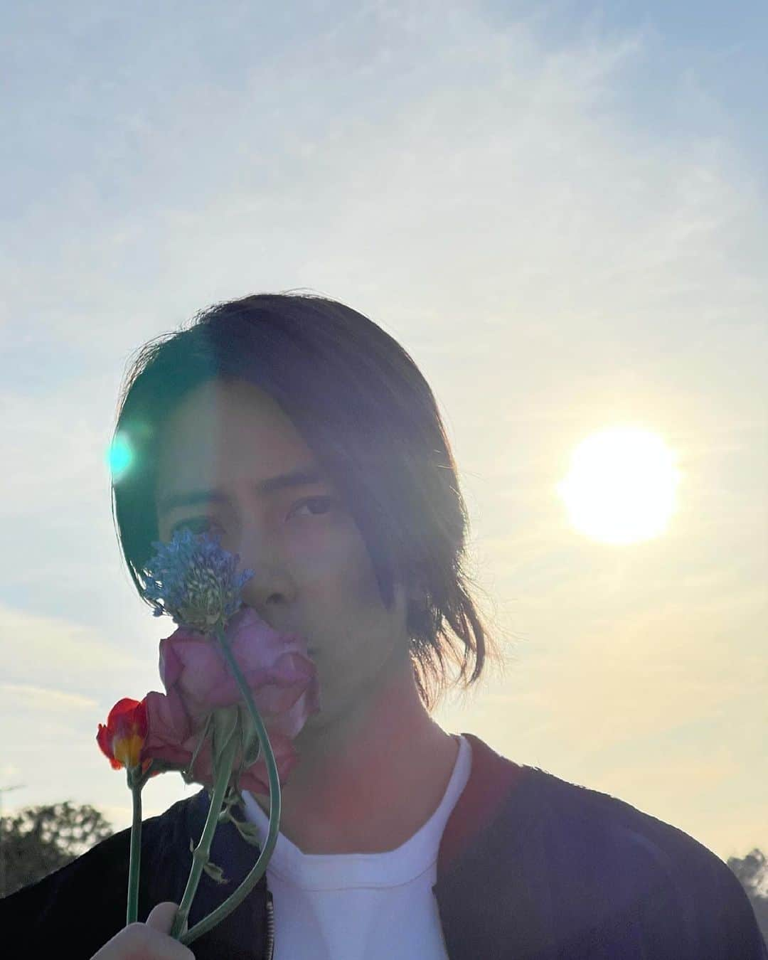 山下智久さんのインスタグラム写真 - (山下智久Instagram)「Happy #whiteday 🌹」3月14日 19時48分 - tomo.y9