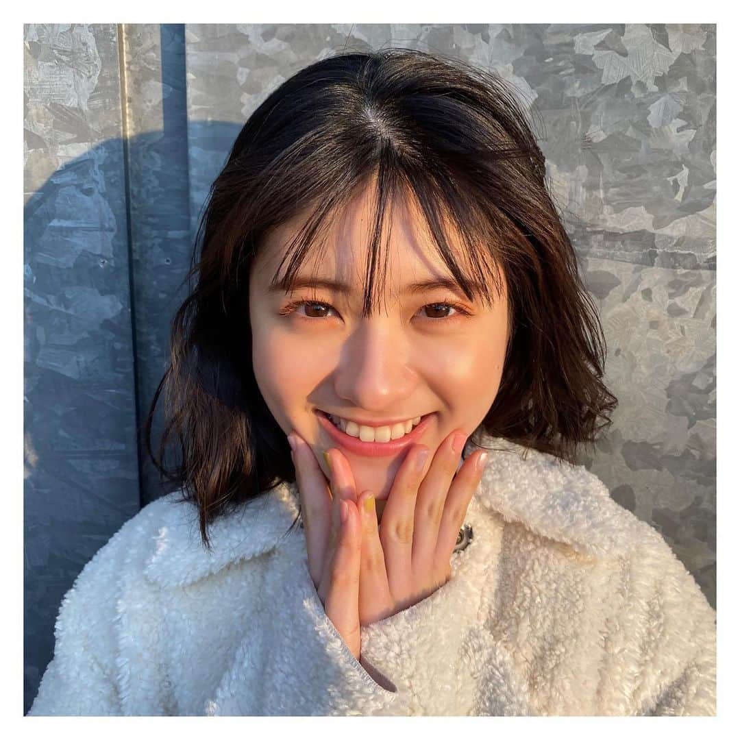 凛美さんのインスタグラム写真 - (凛美Instagram)「☀️﻿ ﻿ 今日は嬉しくて楽しいことが﻿ どどどどどーーん!!!とあって﻿ とっても幸せすぎました♡﻿ ﻿ ﻿ なのでみんなにもおすそ分け~☻﻿ ﻿ これで明日からも頑張れますようにっ🌻﻿ ﻿ ﻿ #spring#春#春メイク#春ネイル#パステルカラー#springcolor#カラーマスカラ#メイク#シースルー#ボブ#韓国ヘア#nicola#ニコラ#ニコモ#凛美#りみsmile﻿」3月14日 19時54分 - rimi_kenon_official