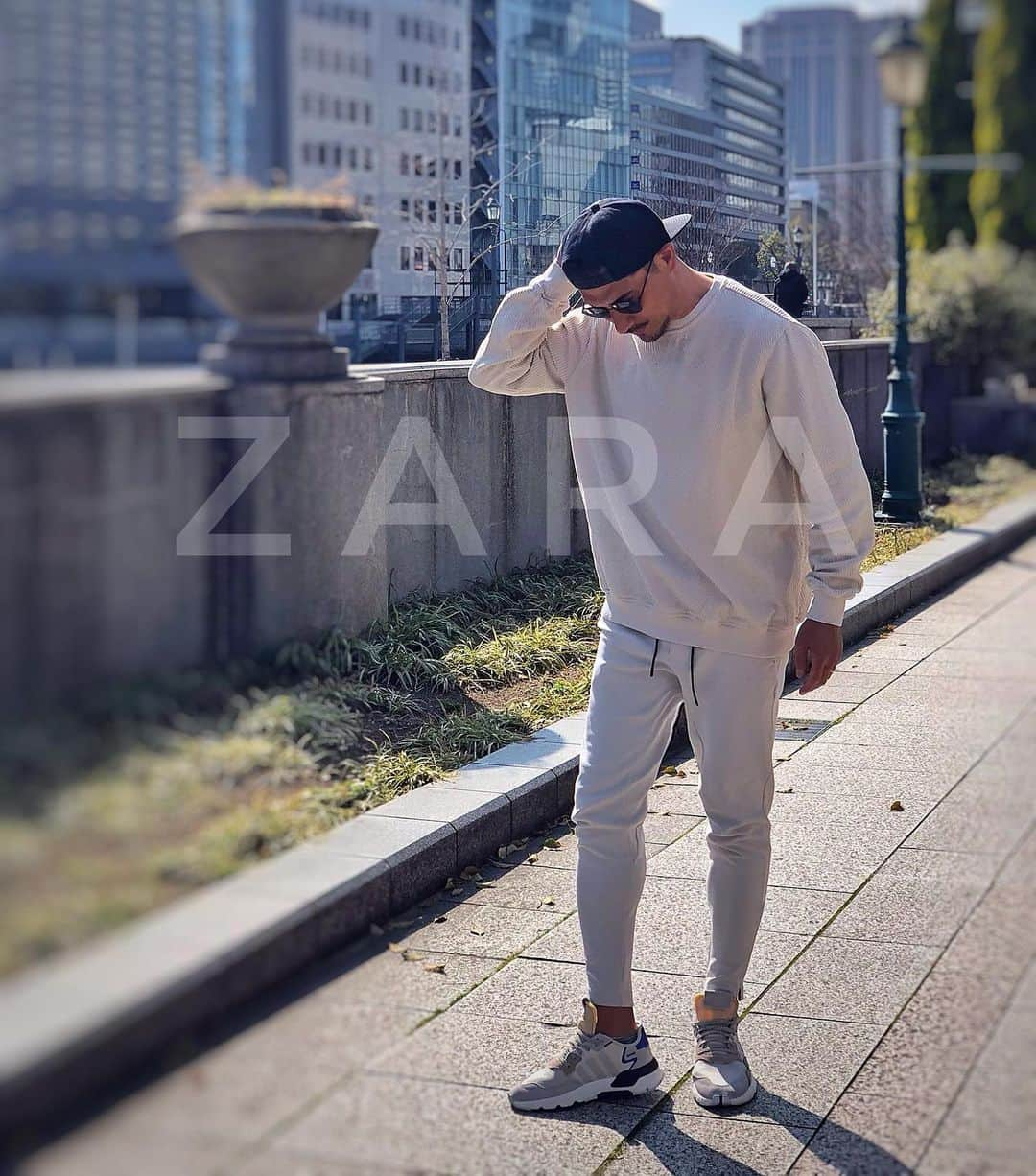 Motokiのインスタグラム：「日曜ラフコーデ  #zara#fashion#papa#zaraコーデ」