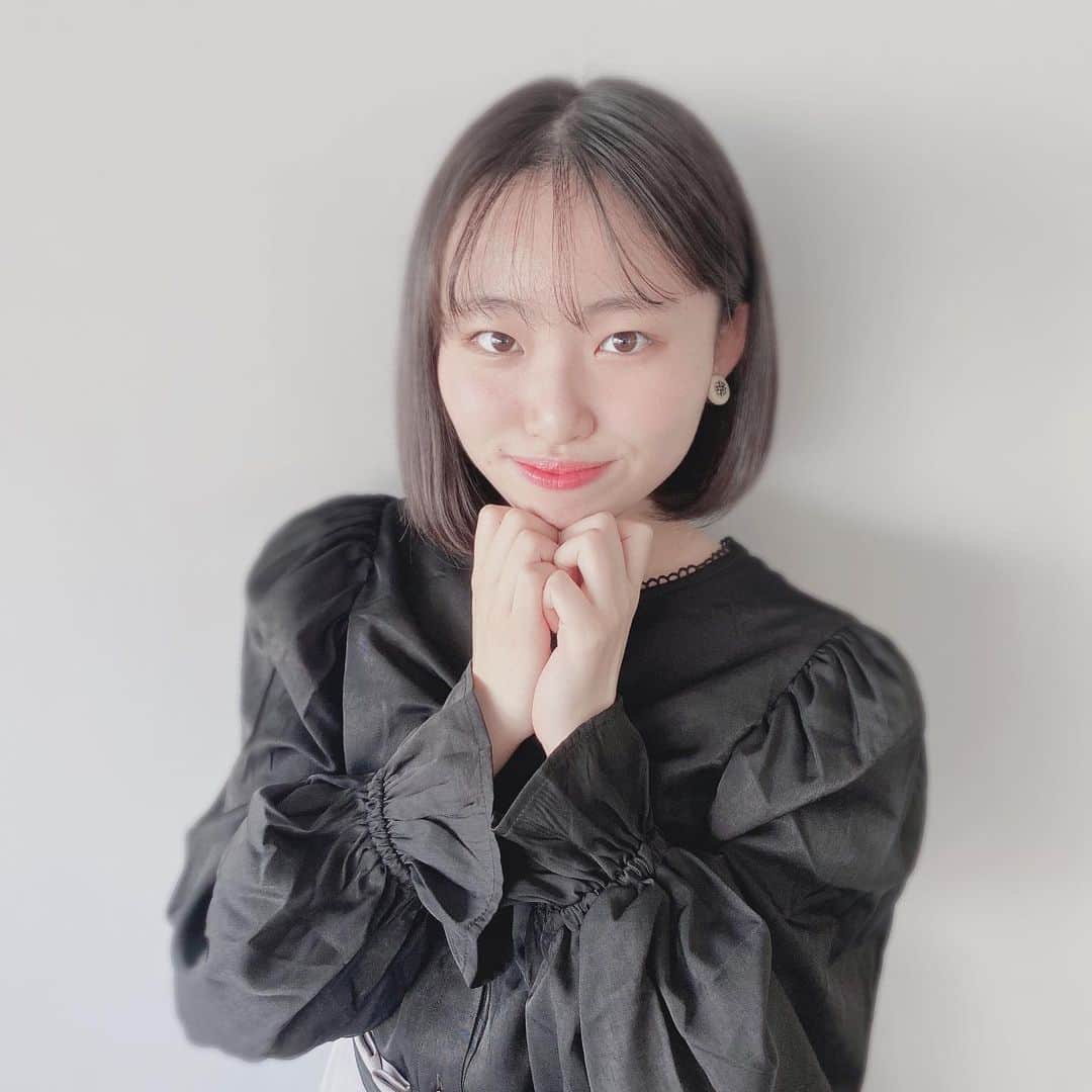 北村真菜のインスタグラム：「今日はホワイトデー🤍🤍  一緒にデート行ってくれませんか？🥺🥺  #ホワイトデー #彼女感」
