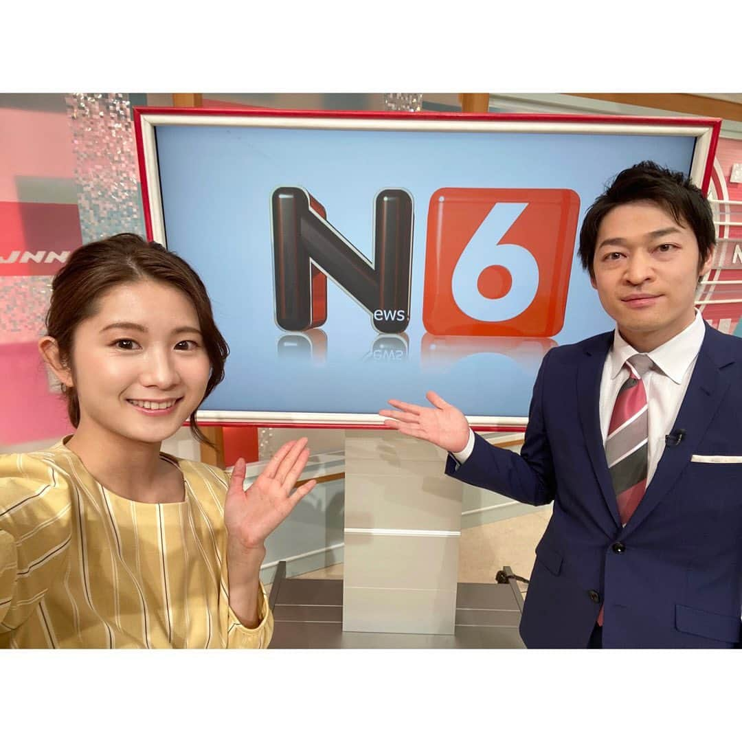 尾島早都樹のインスタグラム：「西さんがお休みだったため、 12日(金)の#N6 は 毛田パンさんとお伝えしました🎤  毛田パンさんとのN6は初めてでしたが、 初めてな感じがしない安心感😂🌷  そしてこの日は きょうのカターレ開幕戦へ向けた 特集の放送日でした📺  スタジオの絵解き部分も含めると 計９分という長尺を取っていただき、 今季の特色、キーマン、昇降格ルールなどなど、、 たっぷりお伝えすることができました😭❣️  サッカーはまだまだ分からないことだらけで勉強中ですが、 試合を見に行ったことがない人にも 観戦して楽しんでもらいたい！ そんな気持ちで作りました！  開幕戦、見事勝利🥺🙌㊗️ 来週の取材ますます楽しみになりました！ ホームでも勝利を！そしてJ2へ！  #チューリップテレビ #N6 #アナウンサー #女子アナ #ニュース番組 #カターレ富山 #kataller #カターレ #サッカー #富山 #jリーグ#J3開幕 #ニュース #スポーツ #アナウンサー衣装 #春コーデ #毛田千代丸 #尾島早都樹」