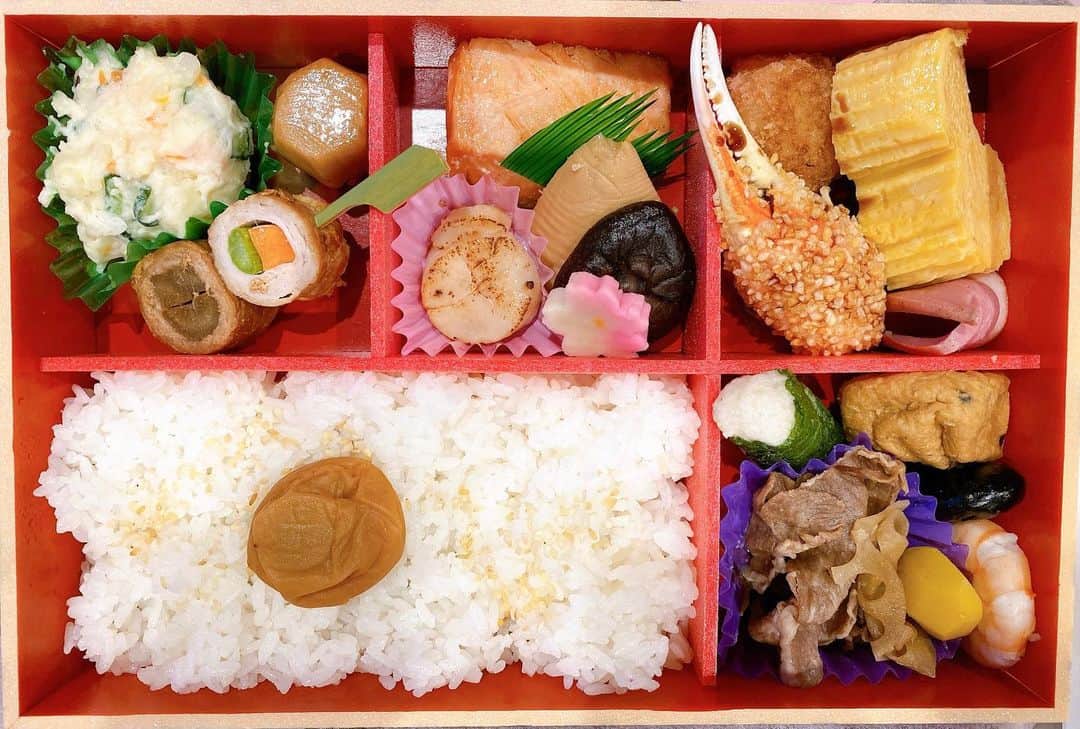 バカリズムのインスタグラム：「特番飯」