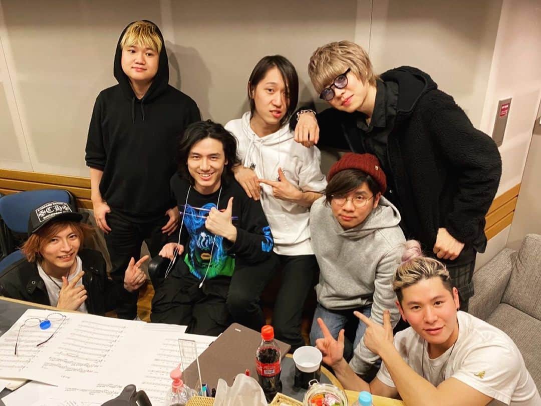 藤井風さんのインスタグラム写真 - (藤井風Instagram)「amazing recording memberrrrr of HEHN🔥」3月29日 18時35分 - fujiikaze